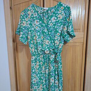 Siena Sky Floral Midi Dress Small Flutter Sleeve Lined Flowy Feminine - Size M